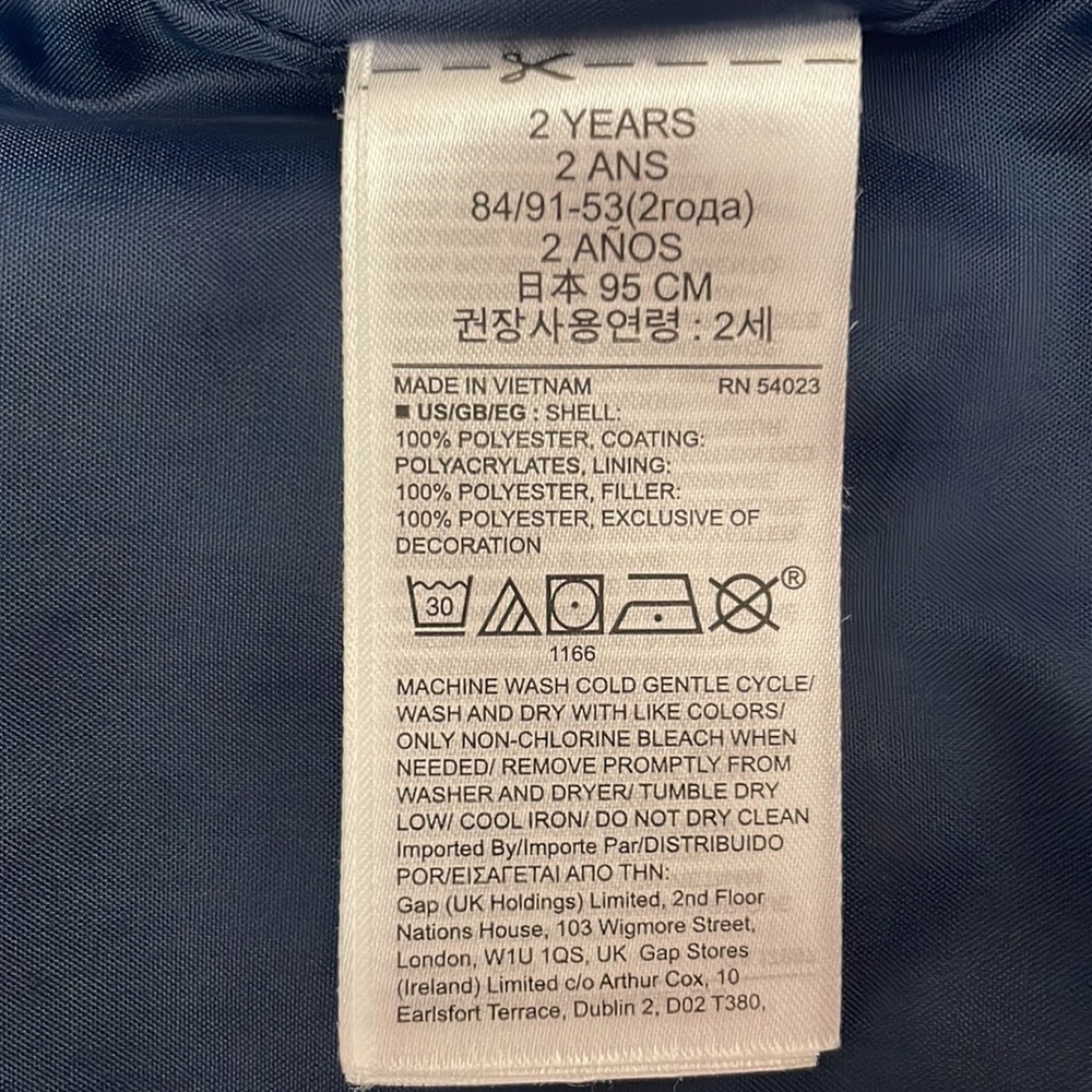 GAP toddler’s navy puffer vest, size 2T - Picture 4 of 5